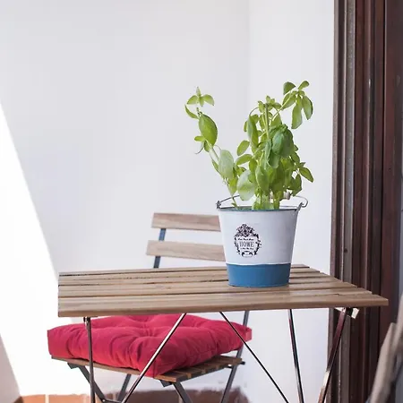 Central, Spacious, Great View Апартаменты *