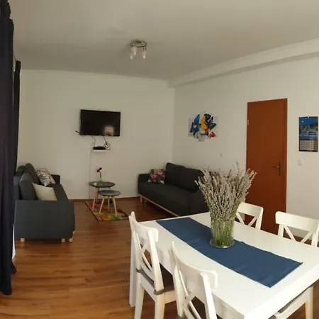 Central, Spacious, Great View * Хвар