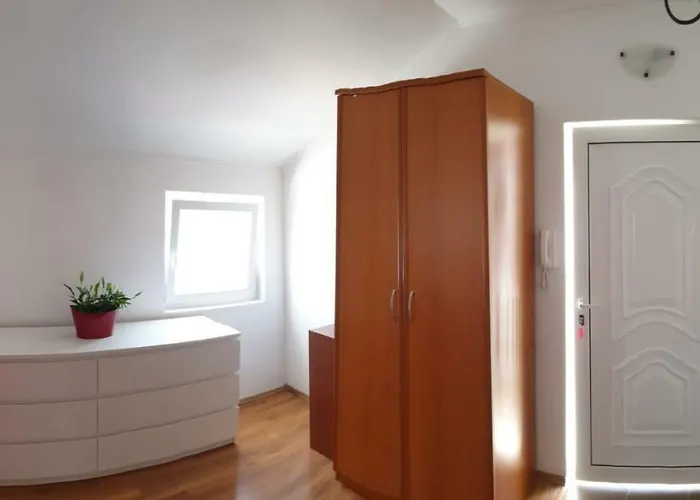 Apartment Central, Spacious, Great View Hvar Town