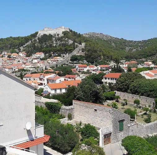 Central, Spacious, Great View Apartamento