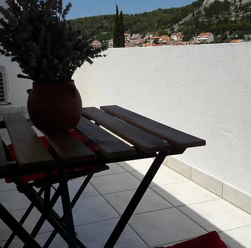 Central, Spacious, Great View