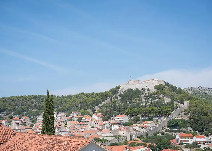 Central, Spacious, Great View * Hvar Town