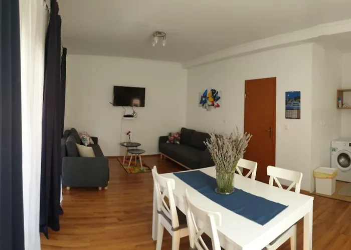 Central, Spacious, Great View * Hvar Town